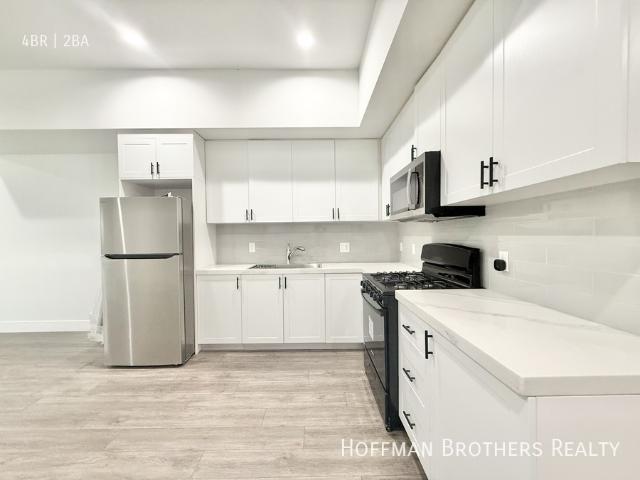 Townhouse for rent in Canoga Park, California