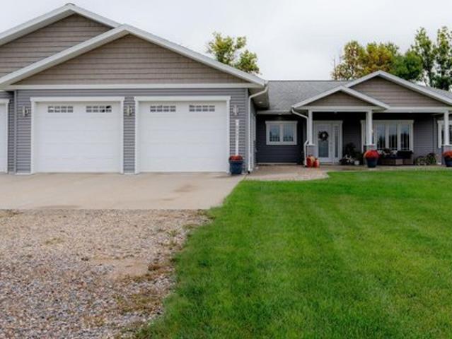 House for sale in Carrington, Foster County