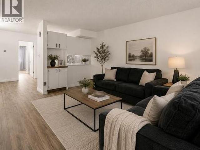 Townhouse for sale in Sherwood Estates, Regina