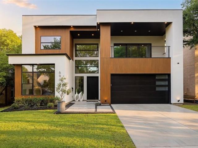 House for sale in Dallas, Texas