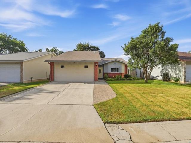 House for sale in Leesville, Texas