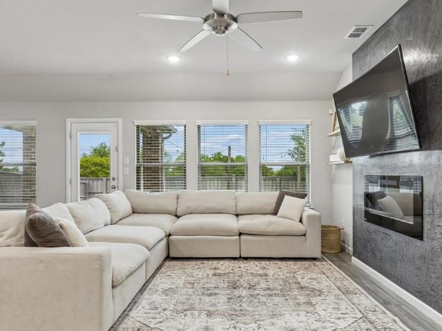House for sale in Ellis, Texas