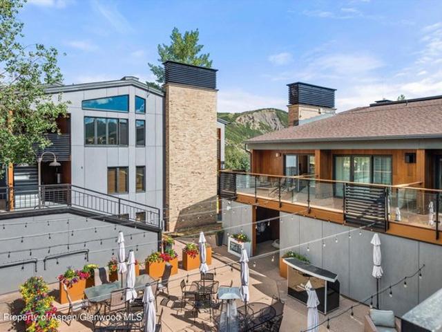 Condo for sale in Snowmass Village, Colorado
