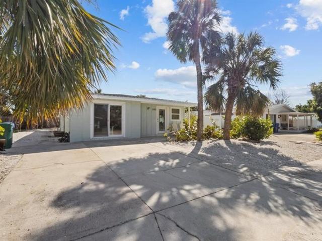 House for sale in Longboat Key, Florida