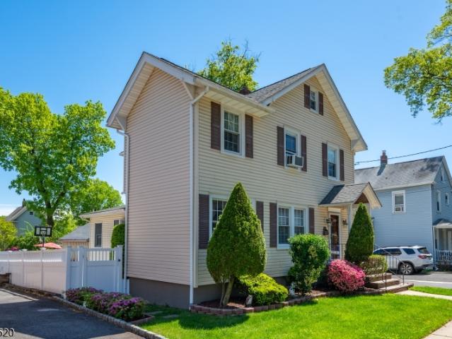 House for sale in Maywood, New Jersey