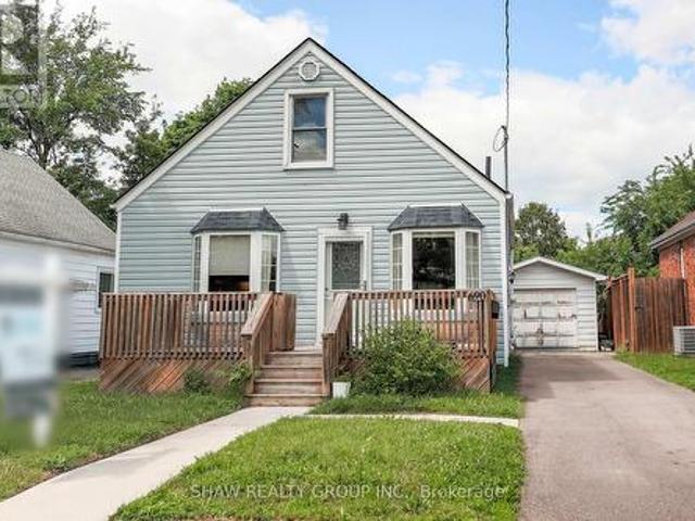 House for sale in Kitchener, Ontario
