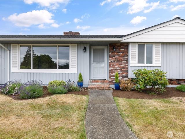 House for sale in Oak Harbor, Island County