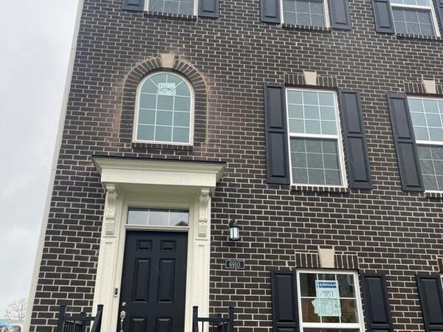 Townhouse for rent in Carmel