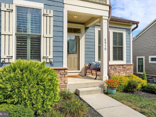 Townhouse for sale in Stoneleigh Summit, Towson