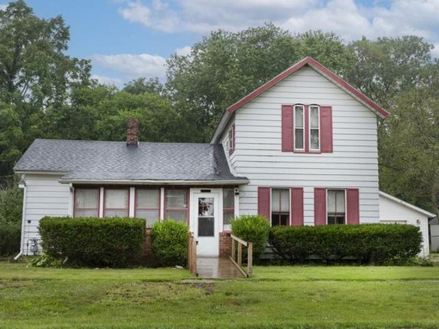 House for sale in Edwardsburg, Michigan