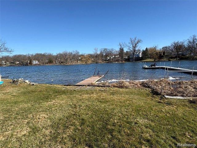 Land for sale in Twin Beach, West Bloomfield Township