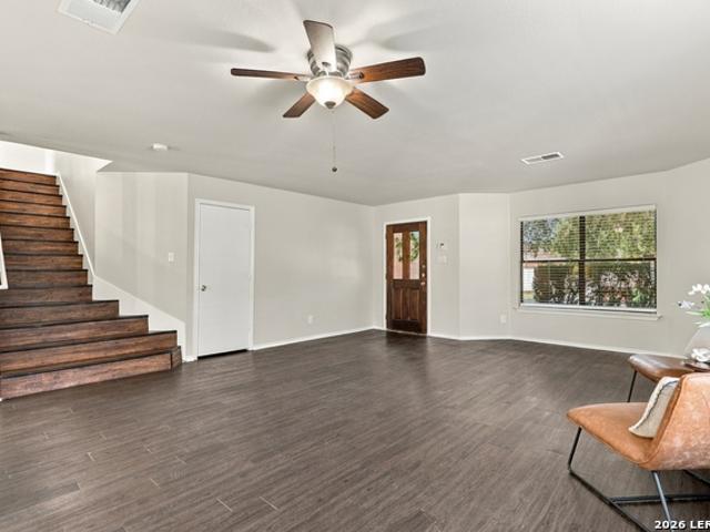 House for sale in Dover, Converse