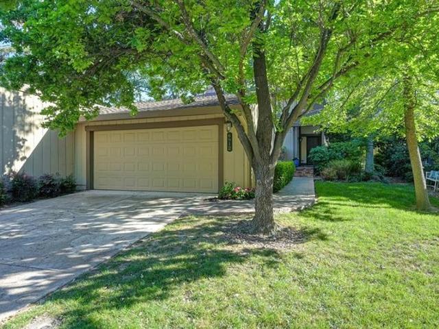 Condo for sale in Carmichael, California