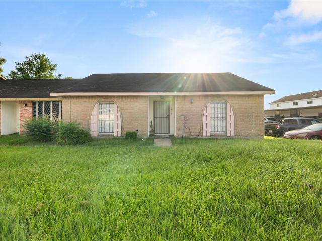 Condo for sale in Missouri City, Texas
