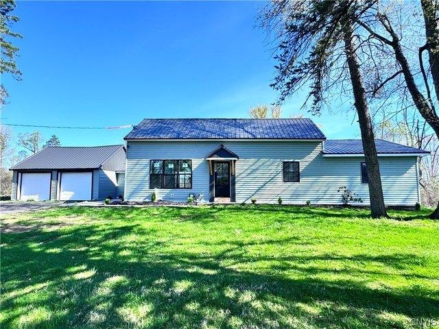 House for sale in Oneida, New York