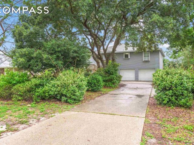 House for sale in Navarre, Florida