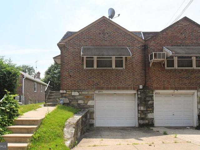 Townhouse for sale in Philadelphia, Pennsylvania