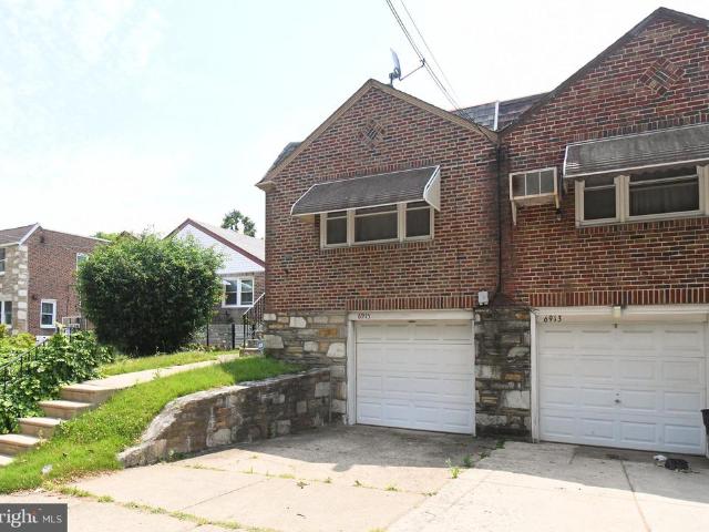 Townhouse for sale in Philadelphia, Pennsylvania