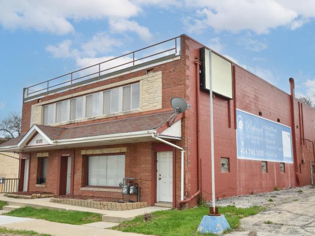 Commercial for sale in Milwaukee, Wisconsin