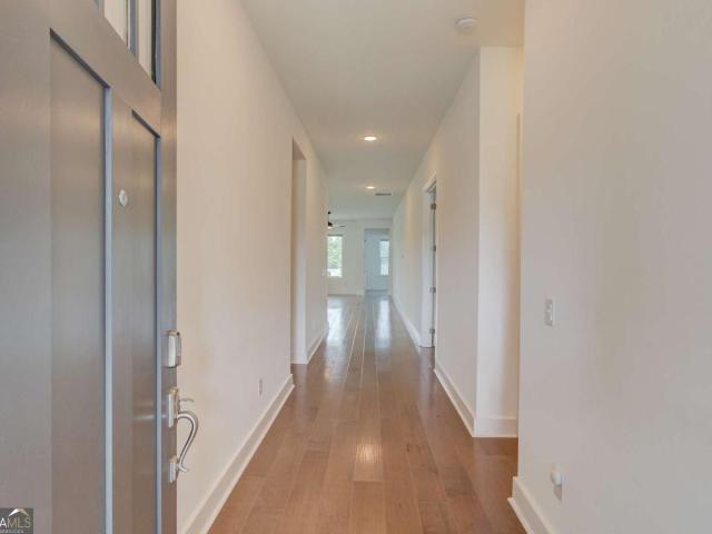 House for sale in Flowery Branch, Georgia