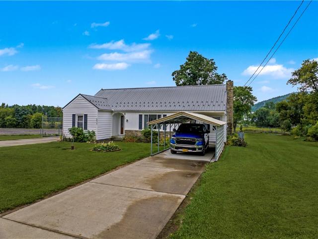 House for sale in Village of Bath, Town of Bath