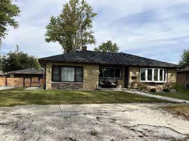 Property for sale in Worth, Illinois