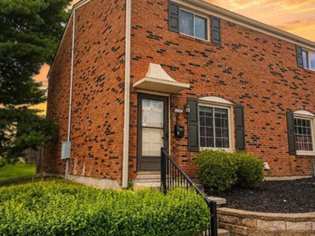 Townhouse for sale in Florence, Kentucky