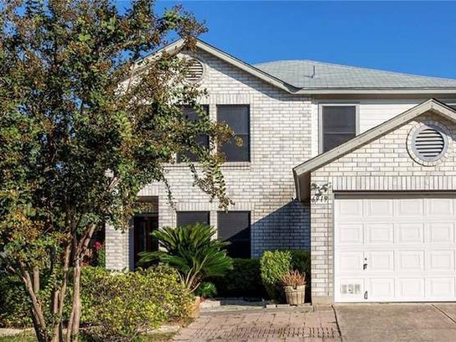 Condo for rent in Converse