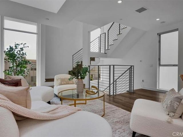 House for sale in Canoga Park, California