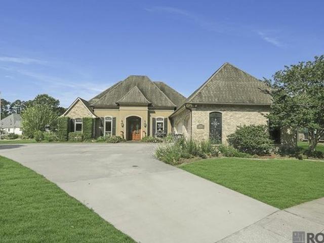 House for sale in Greenwell Springs, Louisiana