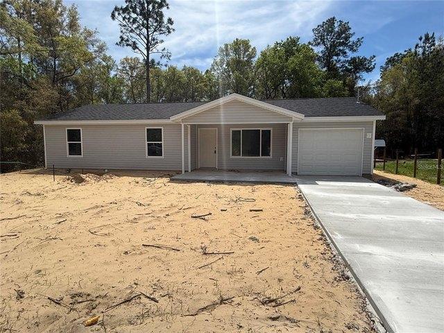 House for sale in Morriston, Florida