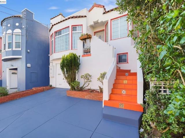 House for sale in Top of the Hill, Daly City