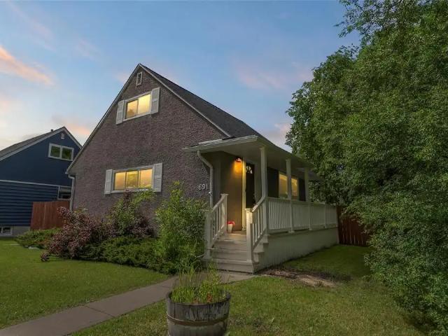 House for rent in East St. Paul, Manitoba