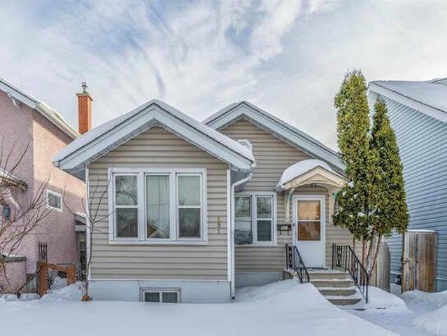 House for sale in East St. Paul, Manitoba