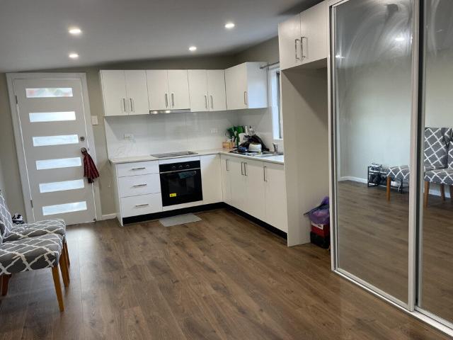 Granny Flat for rent in Sydney, New South Wales