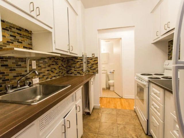 Apartment for rent in Côte-des-Neiges–Notre-Dame-de-Grâce, Montréal