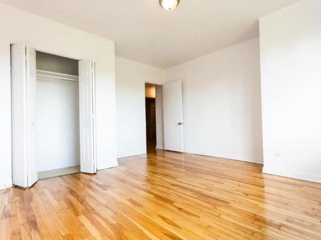 Apartment for rent in Côte-des-Neiges–Notre-Dame-de-Grâce, Montréal