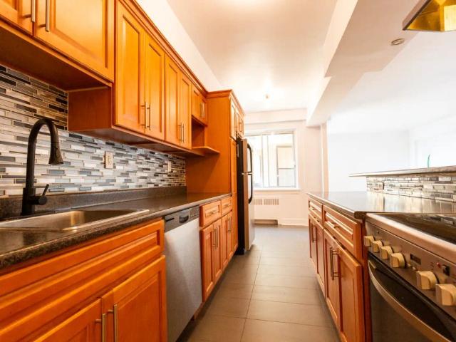 Apartment for rent in St. Leonard's, Quebec