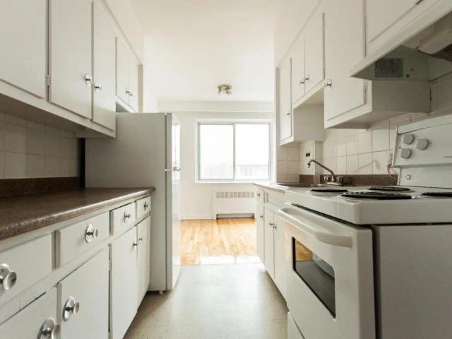 Apartment for rent in St. Leonard's, Quebec