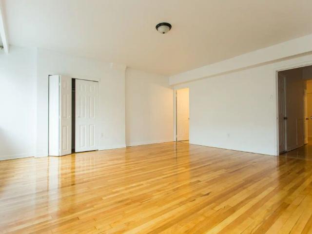 Apartment for rent in St. Leonard's, Quebec