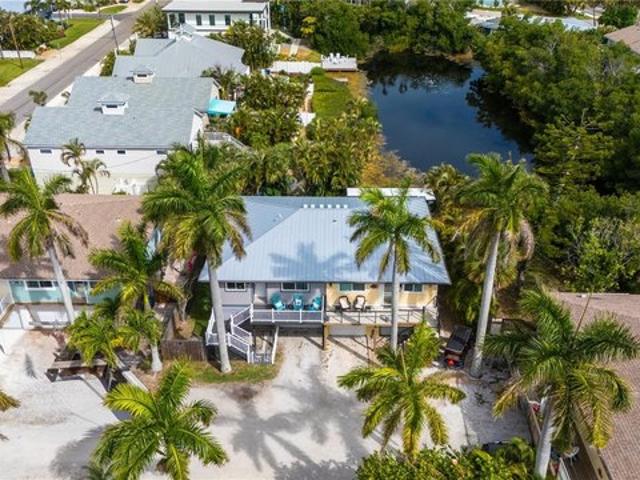 House for sale in Holmes Beach, Florida