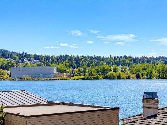 House for sale in Mercer Island, Washington
