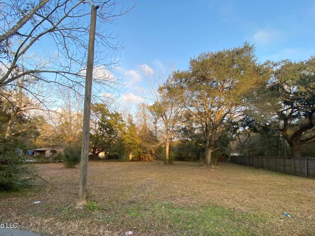 Land for sale in Moss Point, Mississippi