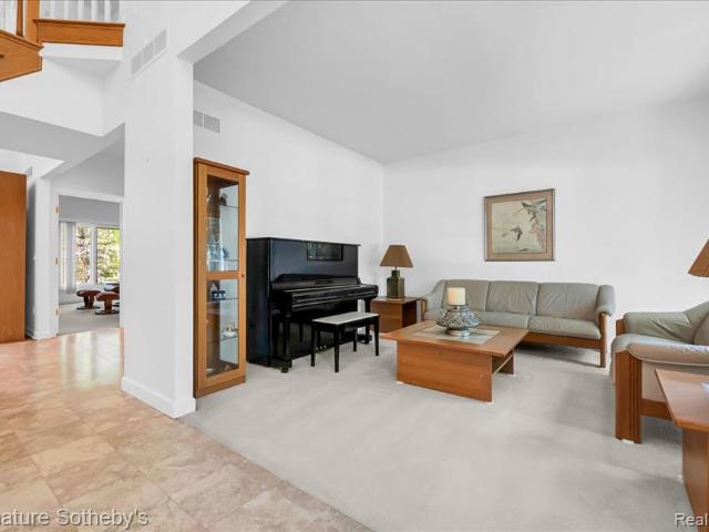 House for sale in Troy, Michigan