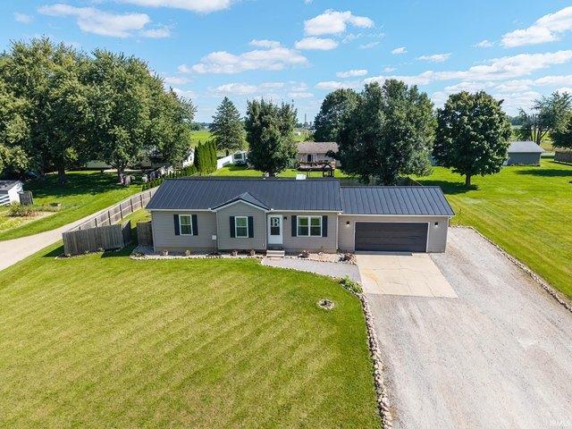House for sale in Topeka, LaGrange County