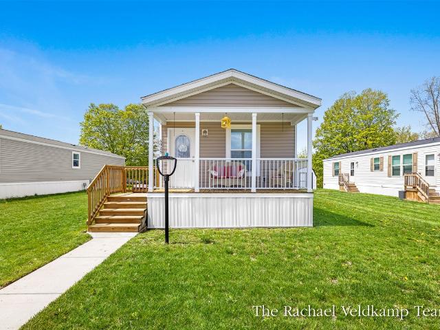 House for sale in Plainfield Charter Township, Belmont