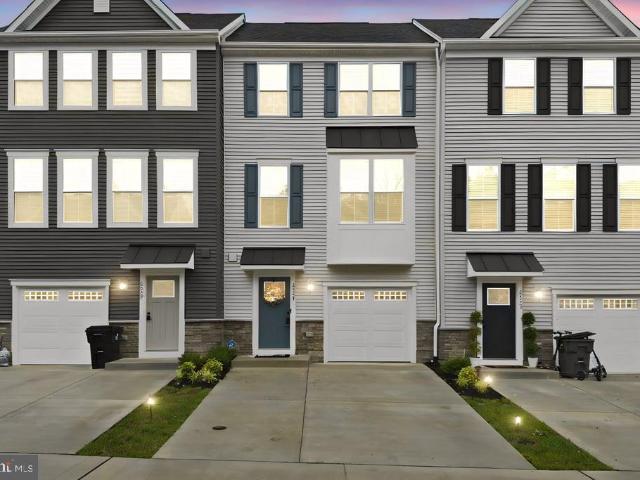 Townhouse for sale in Virginia