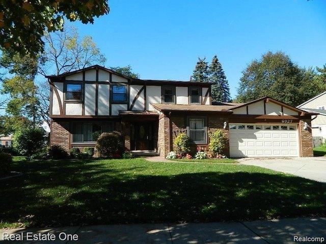 House for sale in Troy, Michigan