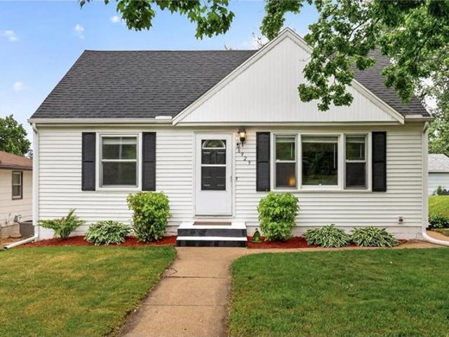 House for sale in Hennepin, Minnesota