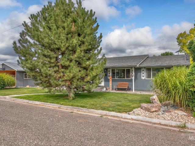 House for sale in Oregonia